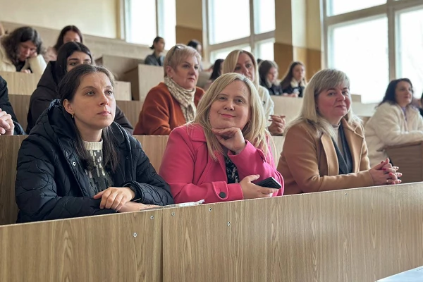 До заходу активно долучилися стейкхолдери економічного факультету, більшість з яких є членами Ради стейкхолдерів ЕФ та випускниками університету різних років: